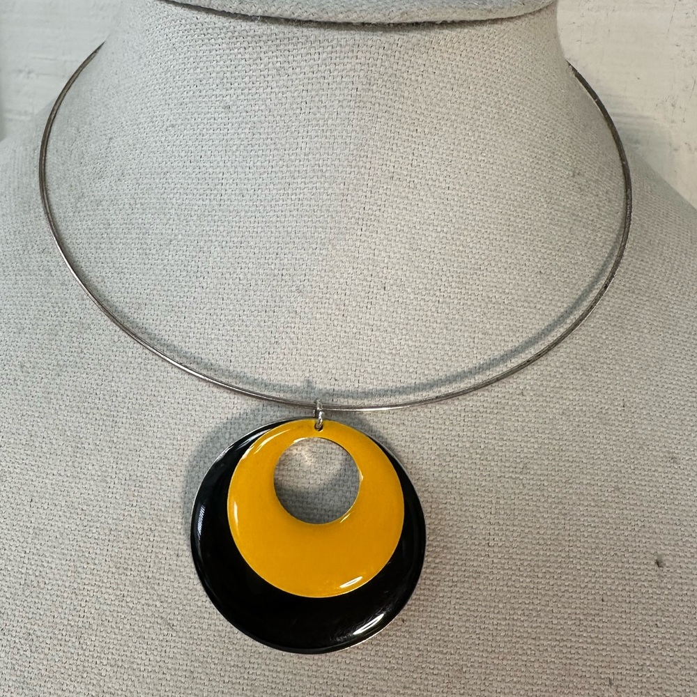 Vintage 80’s floating circles choker necklace